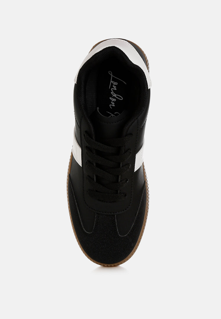 Crossover Classic Lace-Up Flatform Sneaker-4