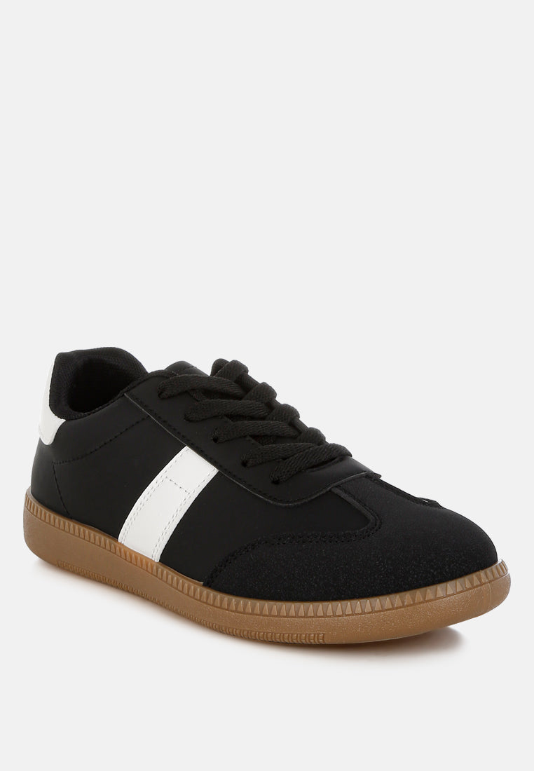 Crossover Classic Lace-Up Flatform Sneaker-2